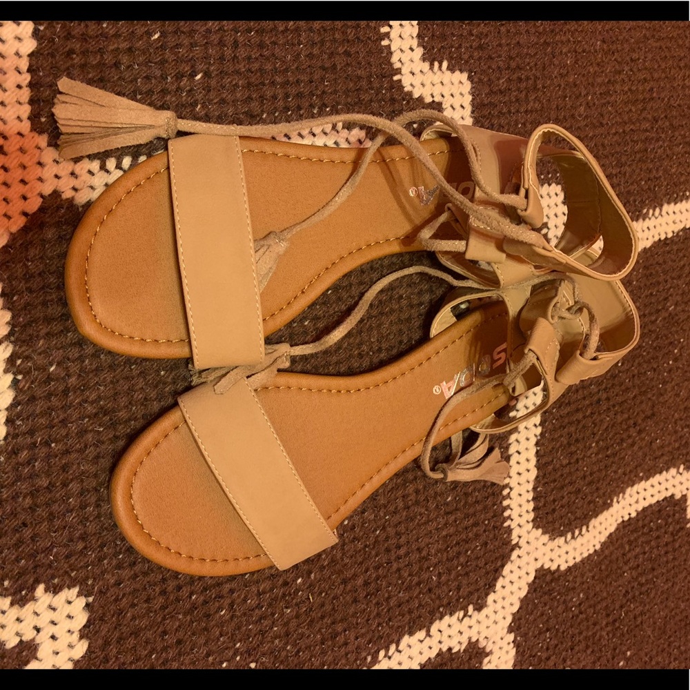 Tan soda shoes sandals